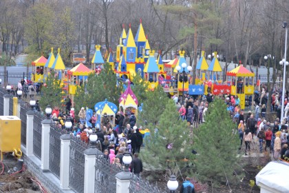 Детский городок в Горловке