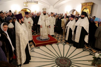 Рождественский сочельник в Богоявленском кафедральном соборе